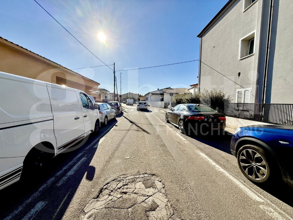 Magazzino - Image 2
