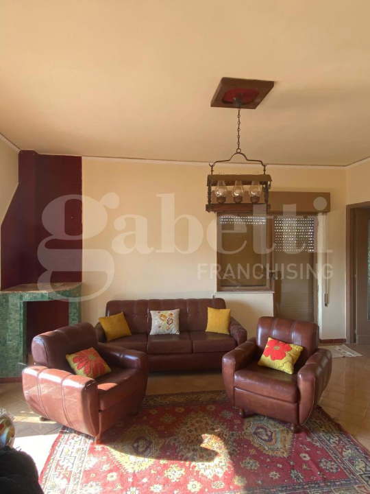 Villa - Image 4