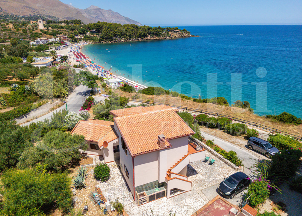 Villa - Image 14