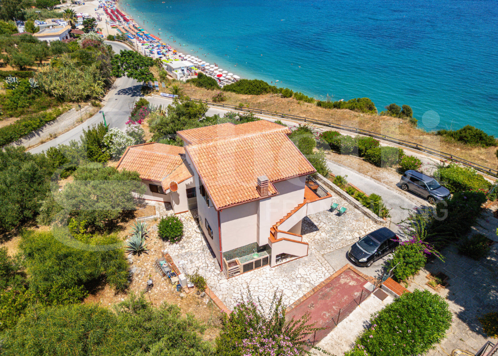 Villa - Image 13