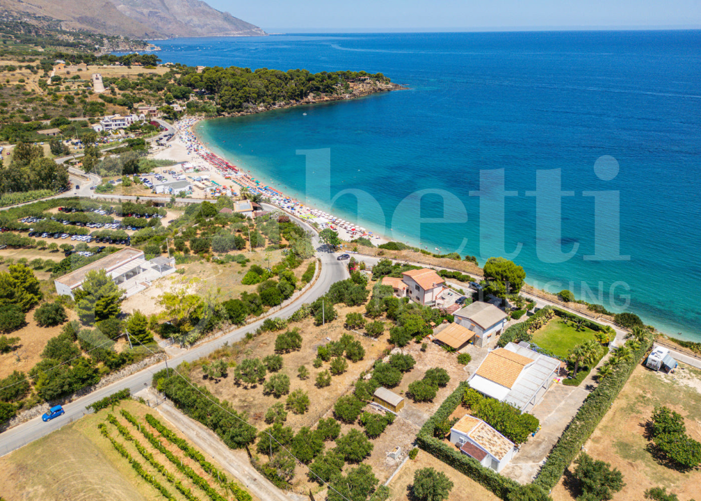 Villa - Image 8