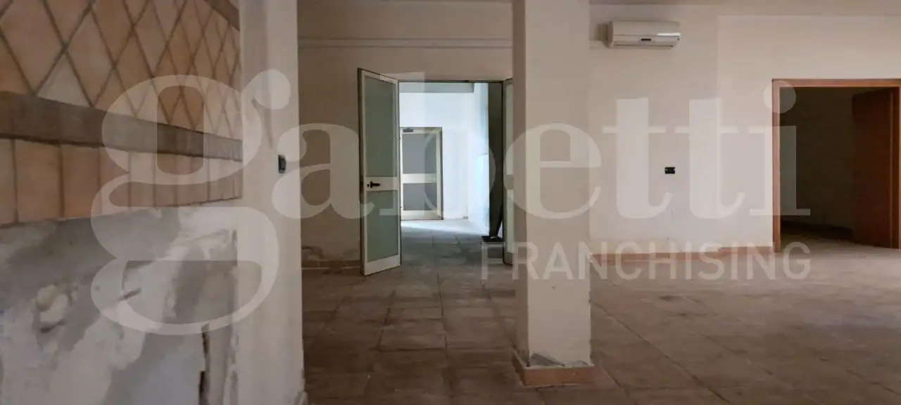 Magazzino - Image 12