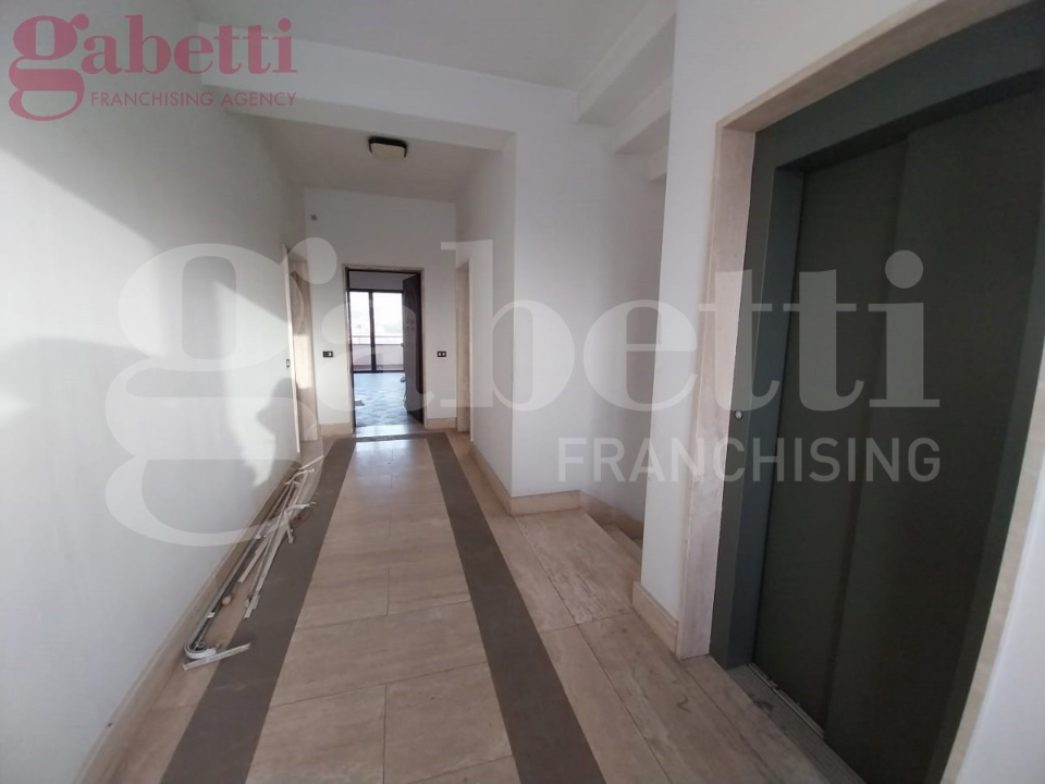 Capannone - Image 28