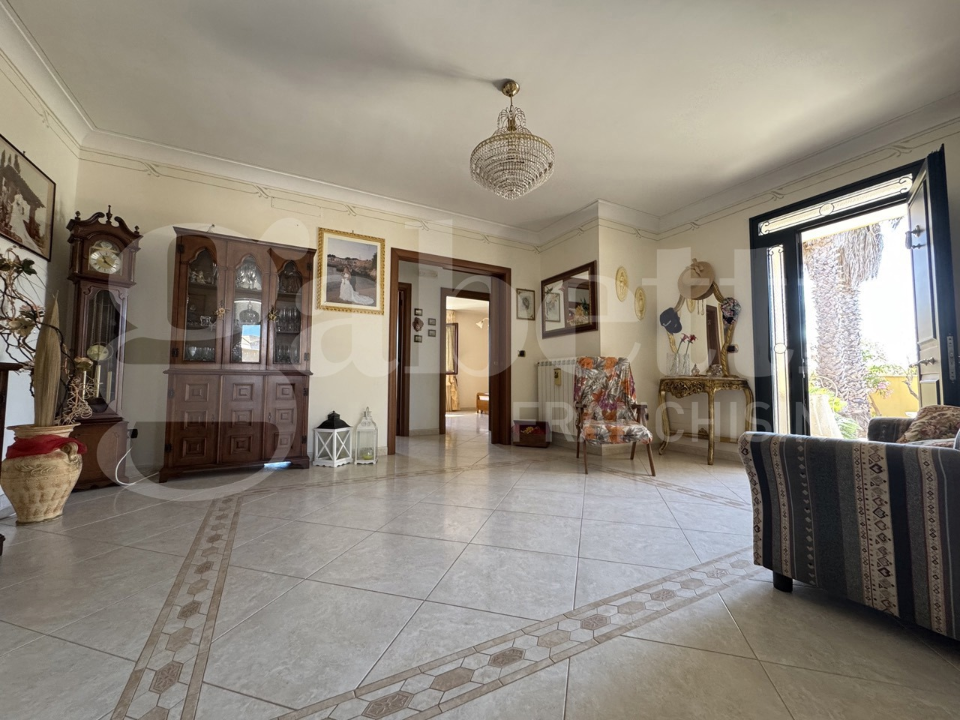 Villa - Image 15