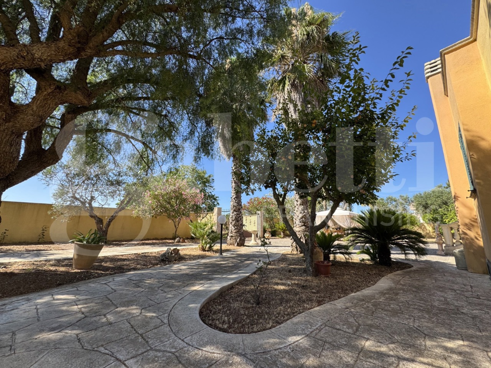 Villa - Image 6
