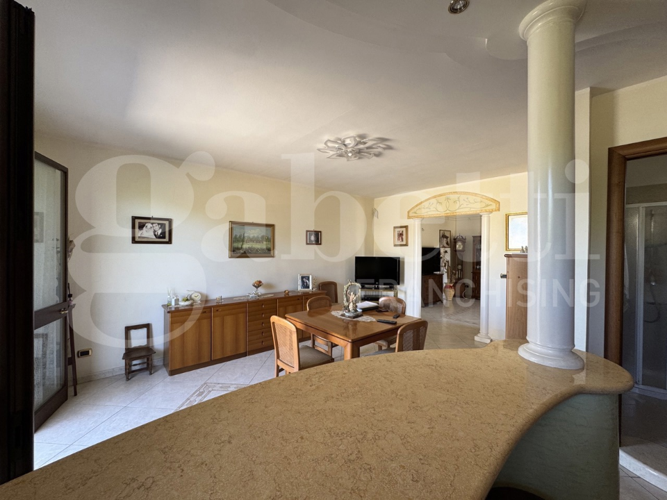 Villa - Image 21