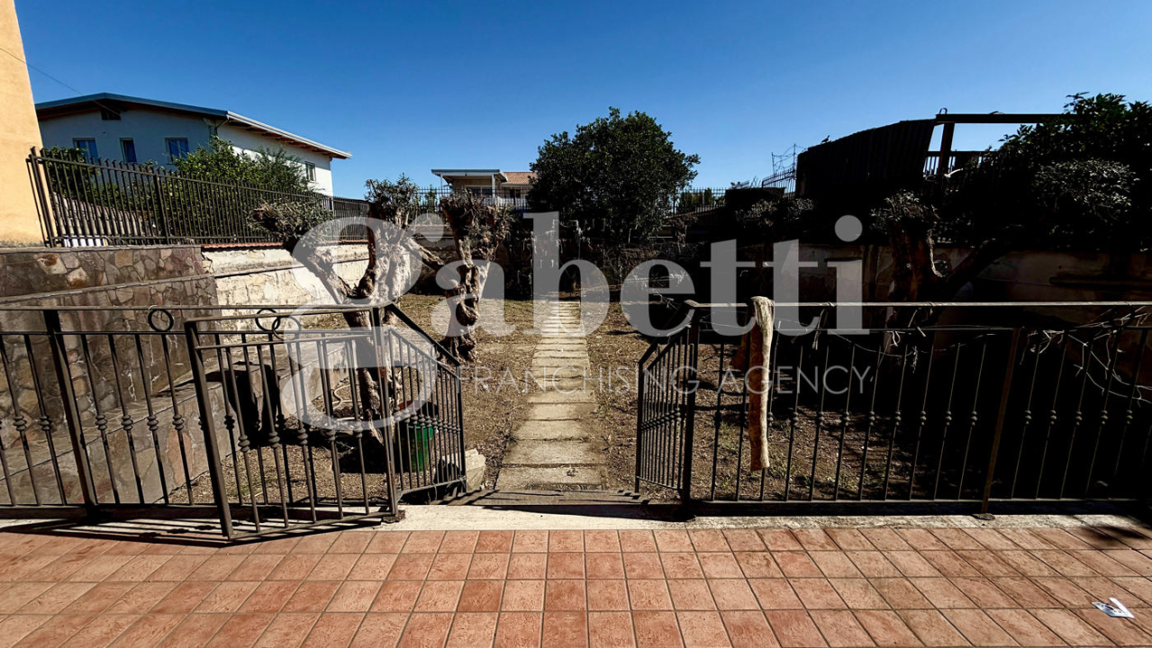 Villa - Image 3