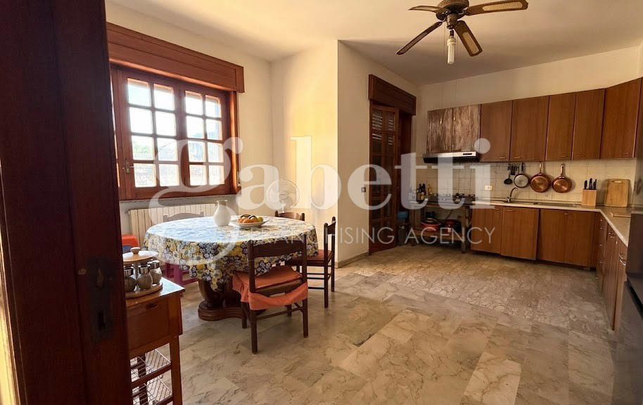 Villa - Image 32