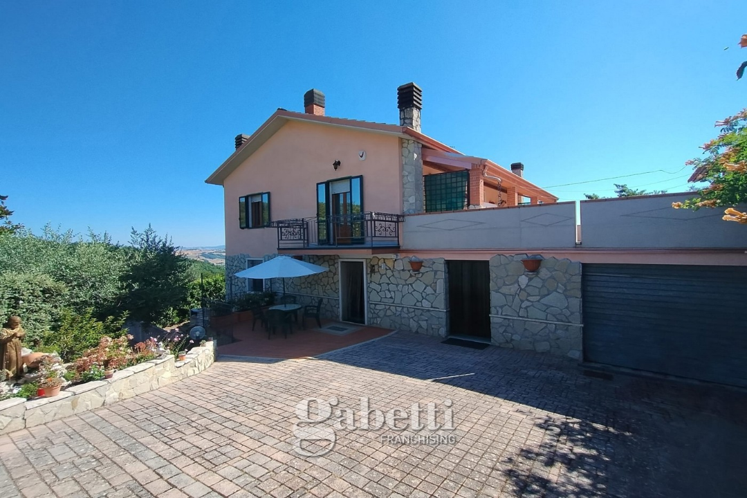 Villa - Image 3