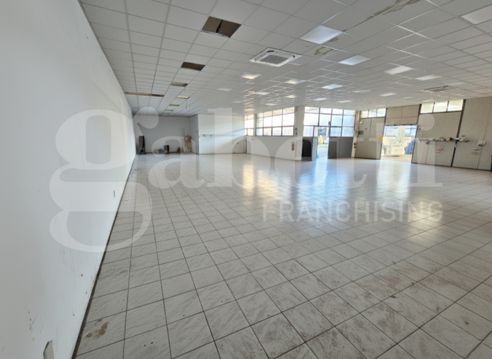 Capannone - Image 11