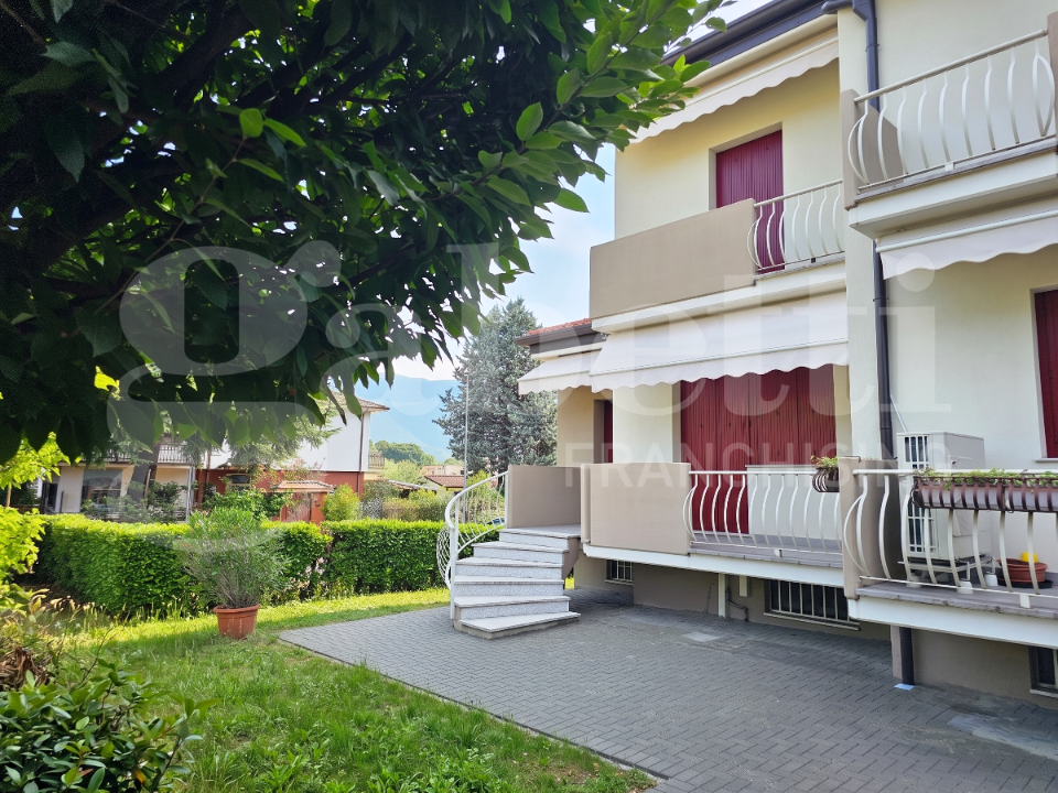 Villa - Image 3
