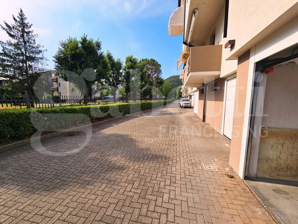 Villa - Image 31