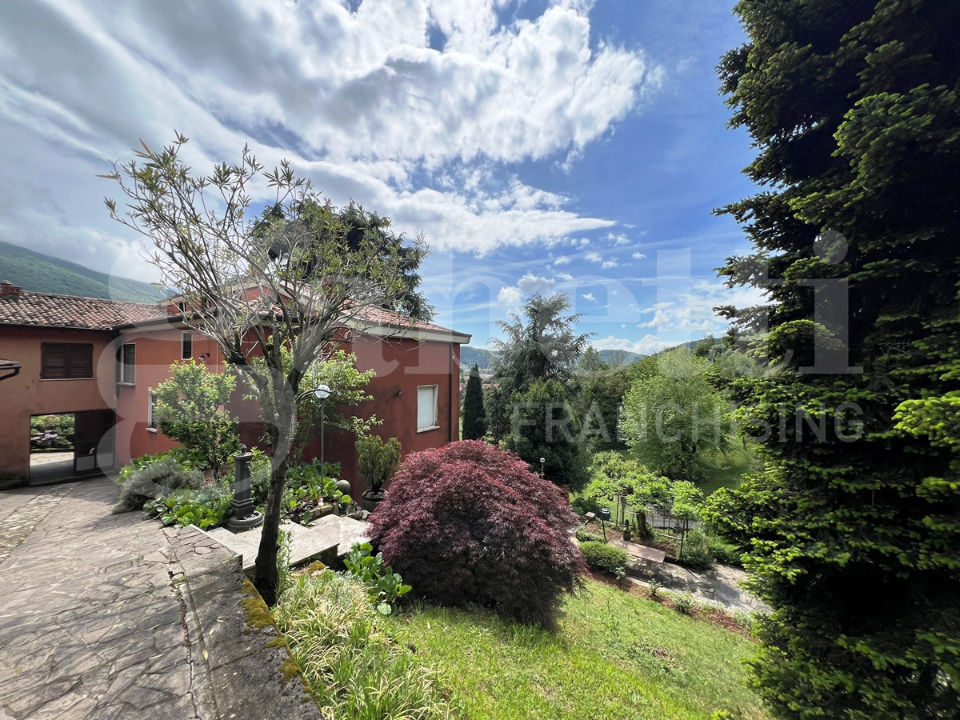 Villa - Image 4