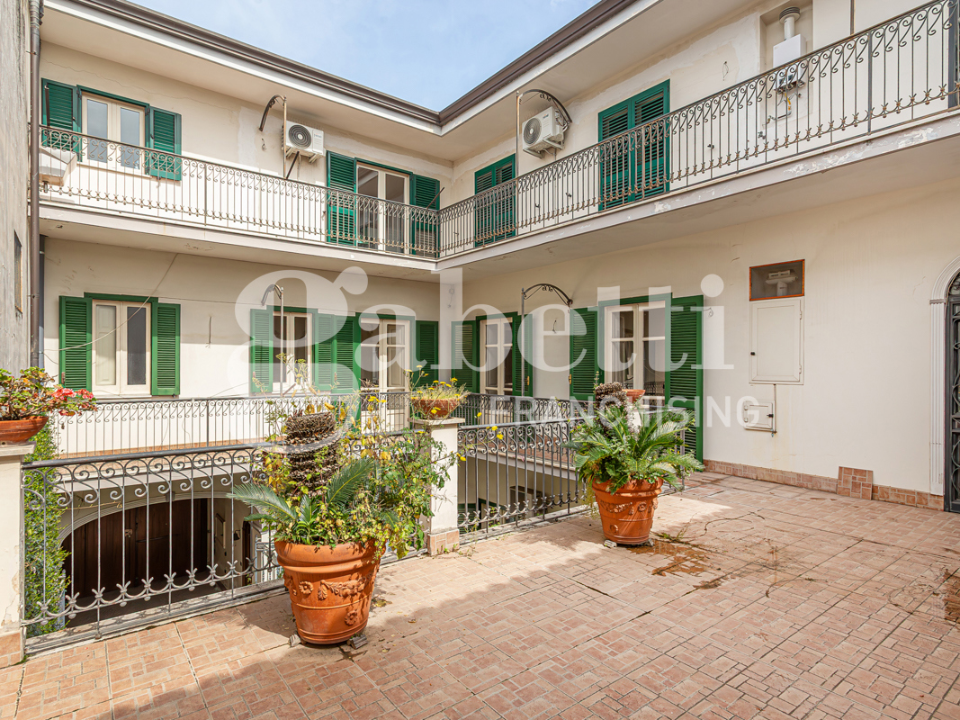 Palazzina - Image 25