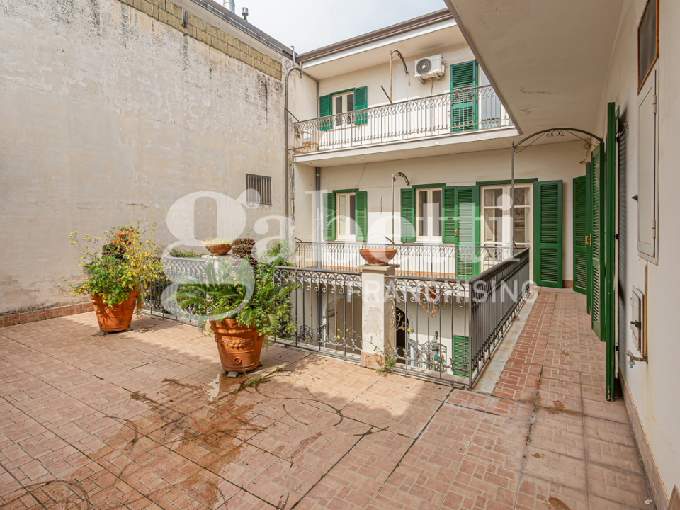 Palazzina - Image 23