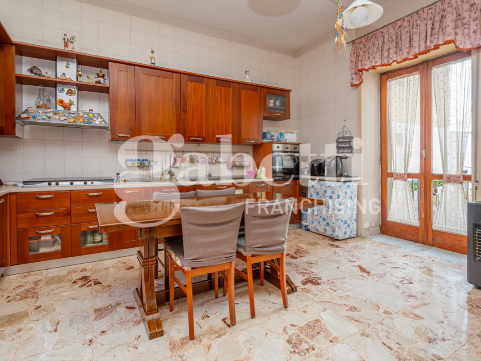 Palazzina - Image 19