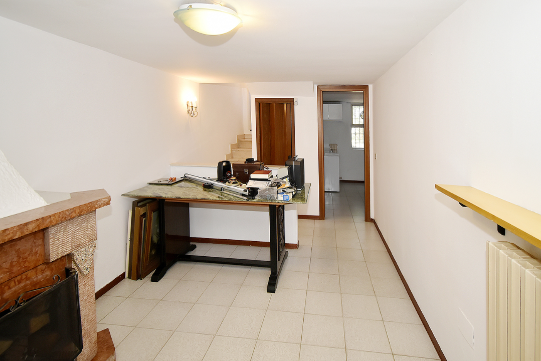 Villa - Image 35