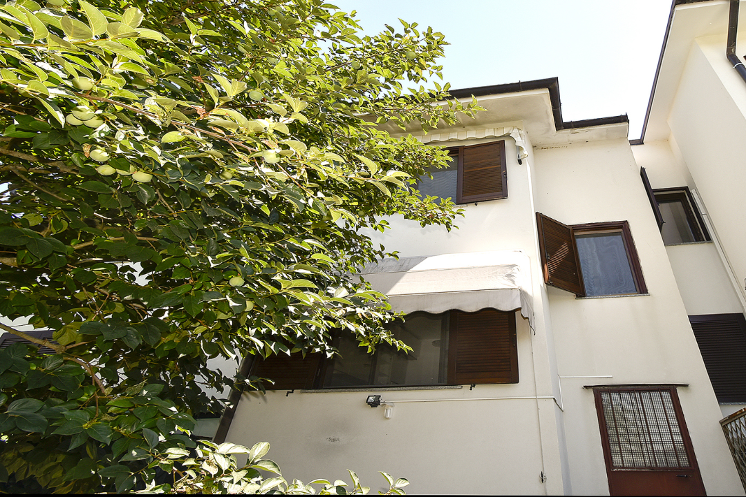Villa - Image 8