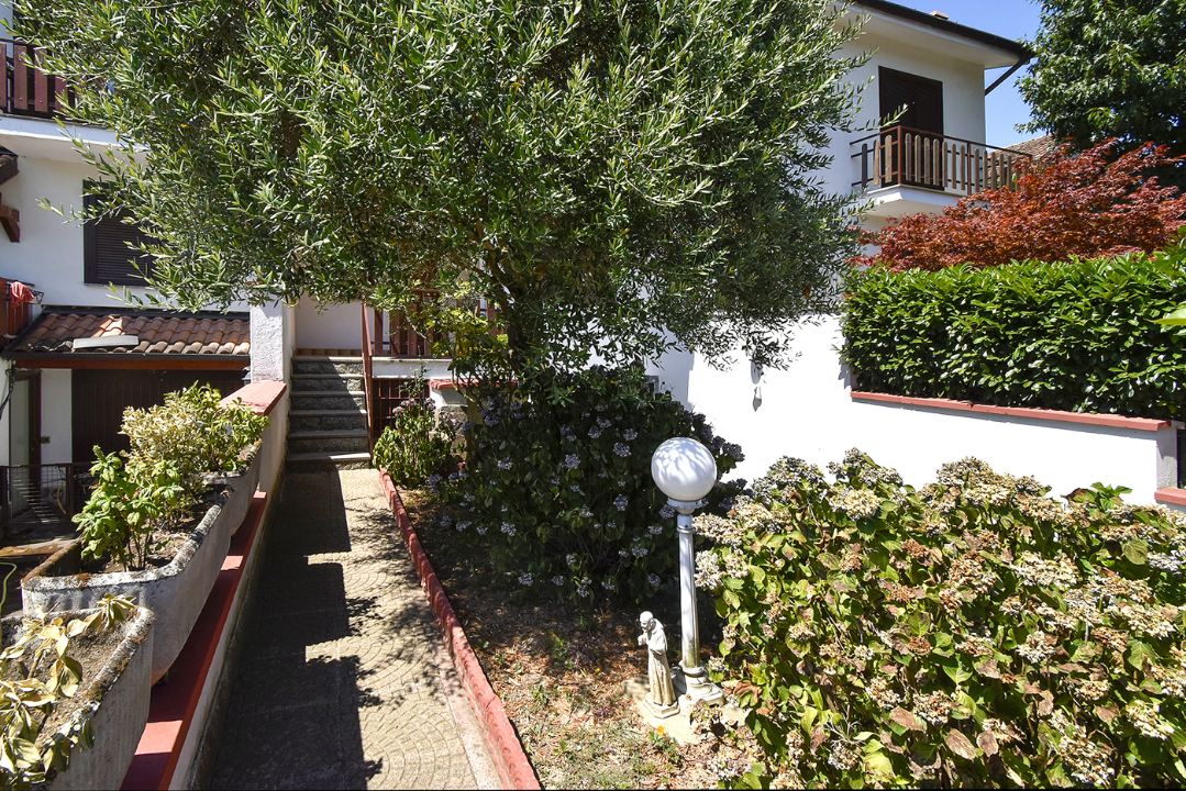 Villa - Image 6