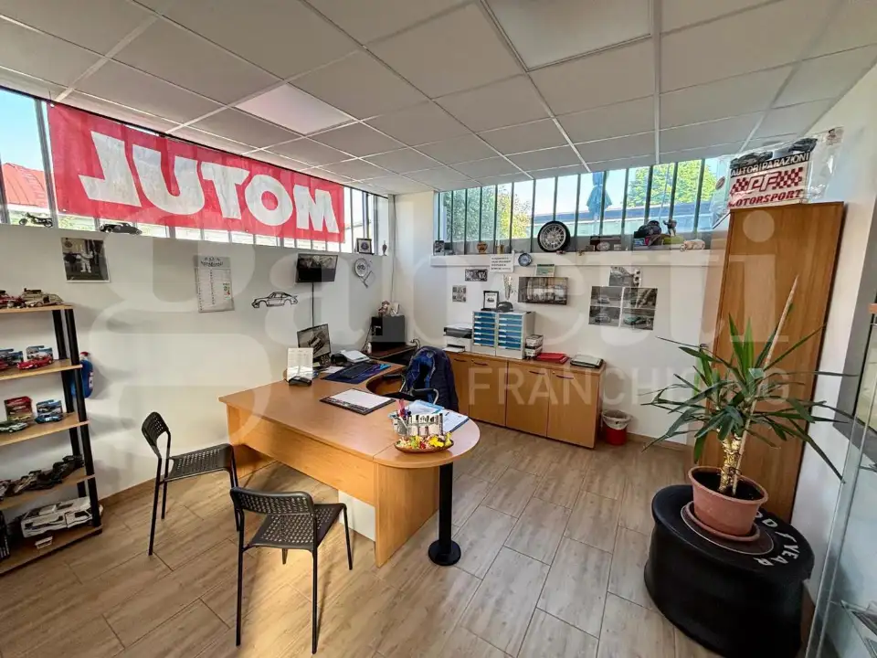 Capannone - Image 11