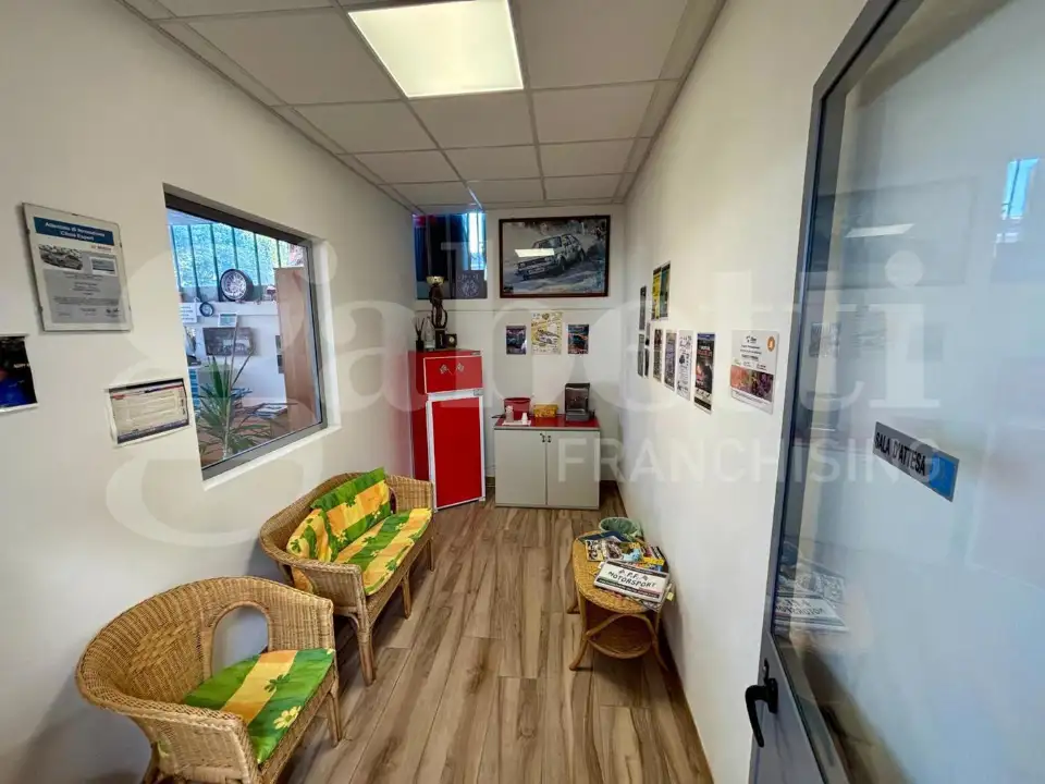 Capannone - Image 14