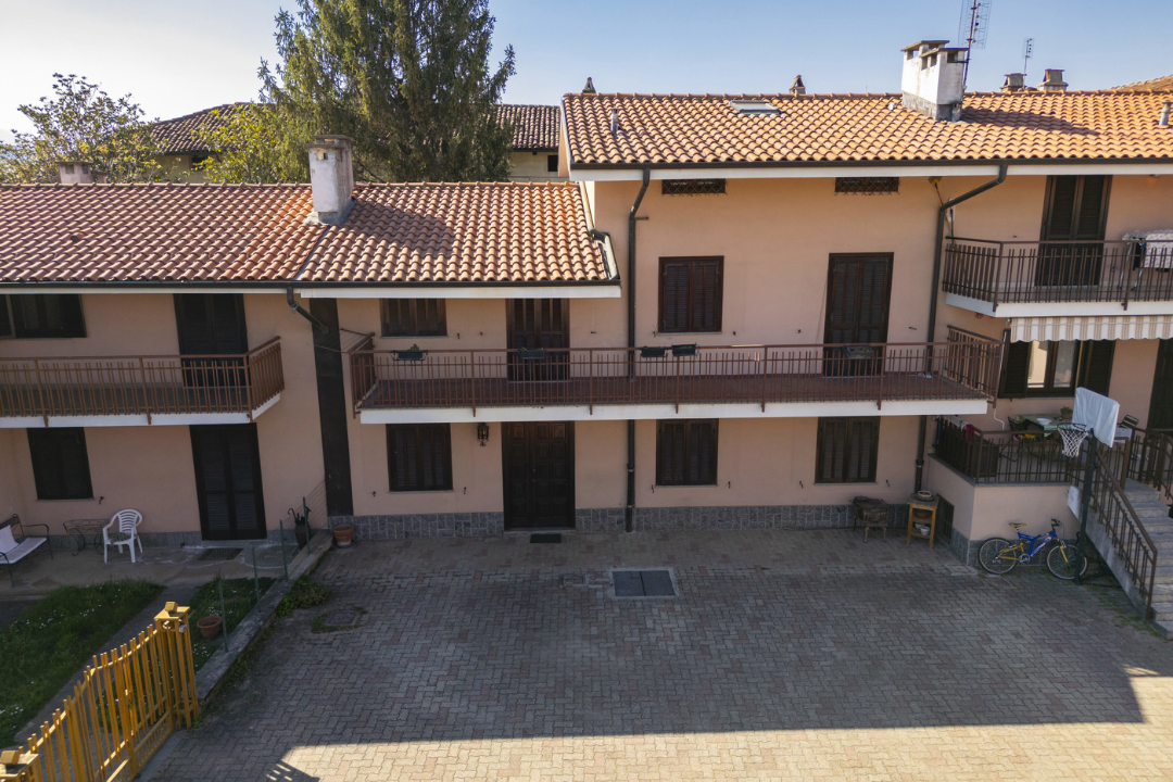 Villa - Image 3