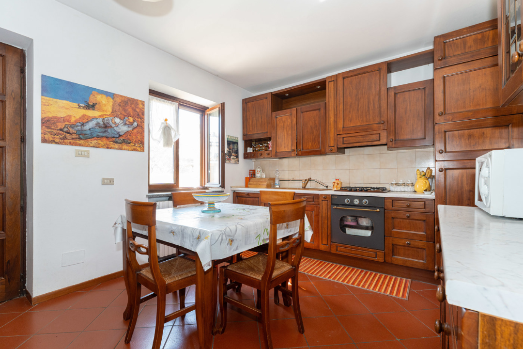 Villa - Image 4