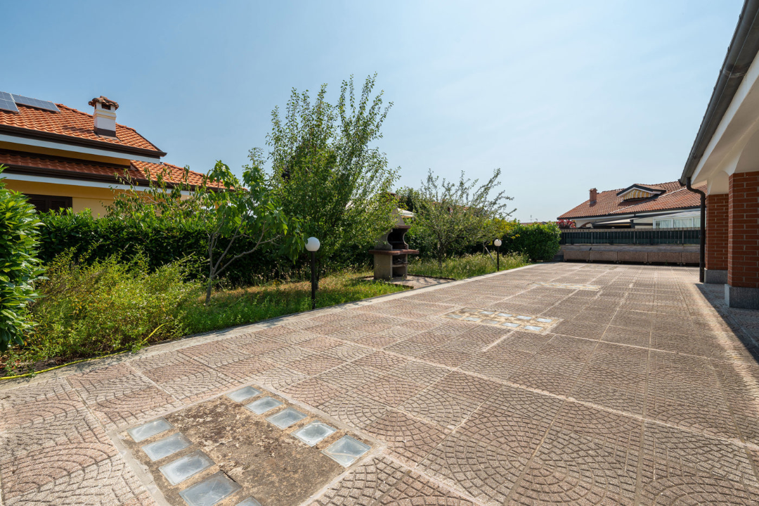 Villa - Image 42
