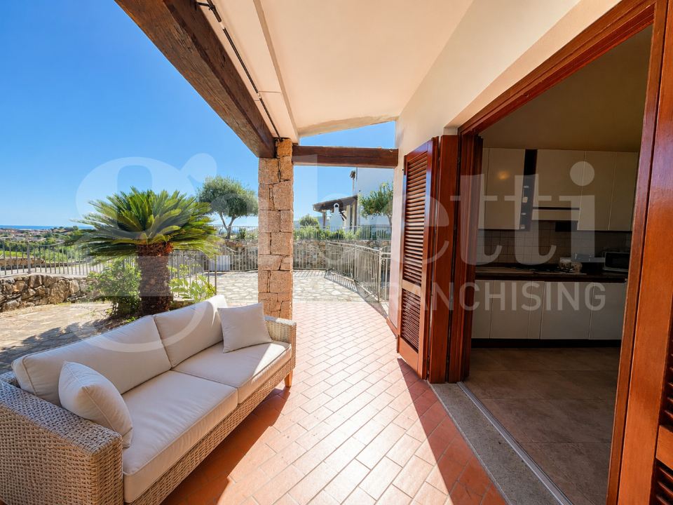 Villa - Image 4