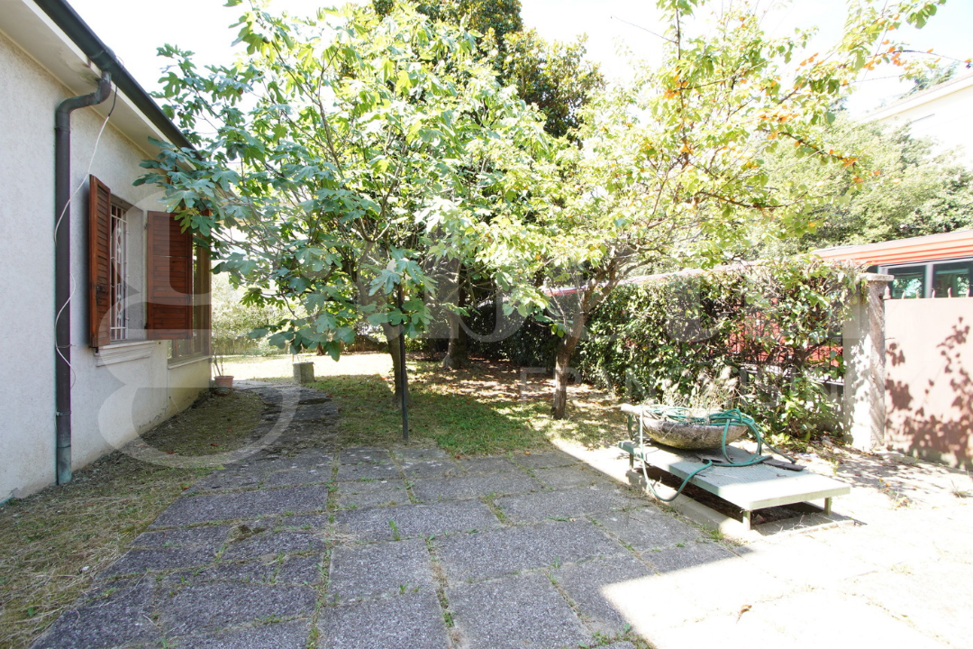Villa - Image 7
