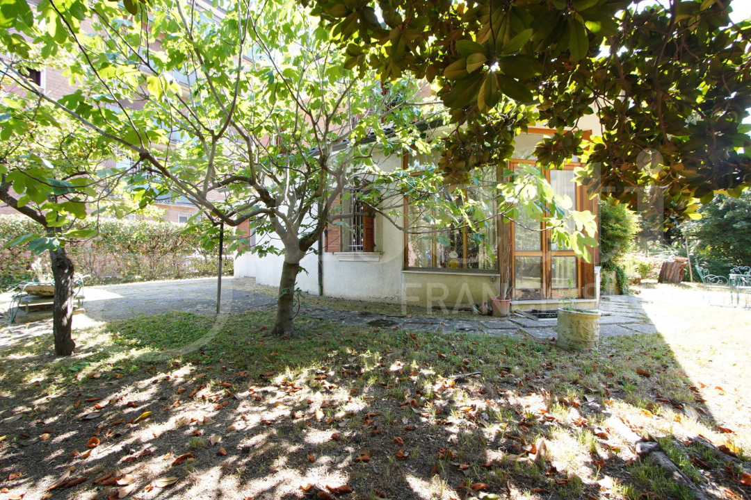 Villa - Image 10