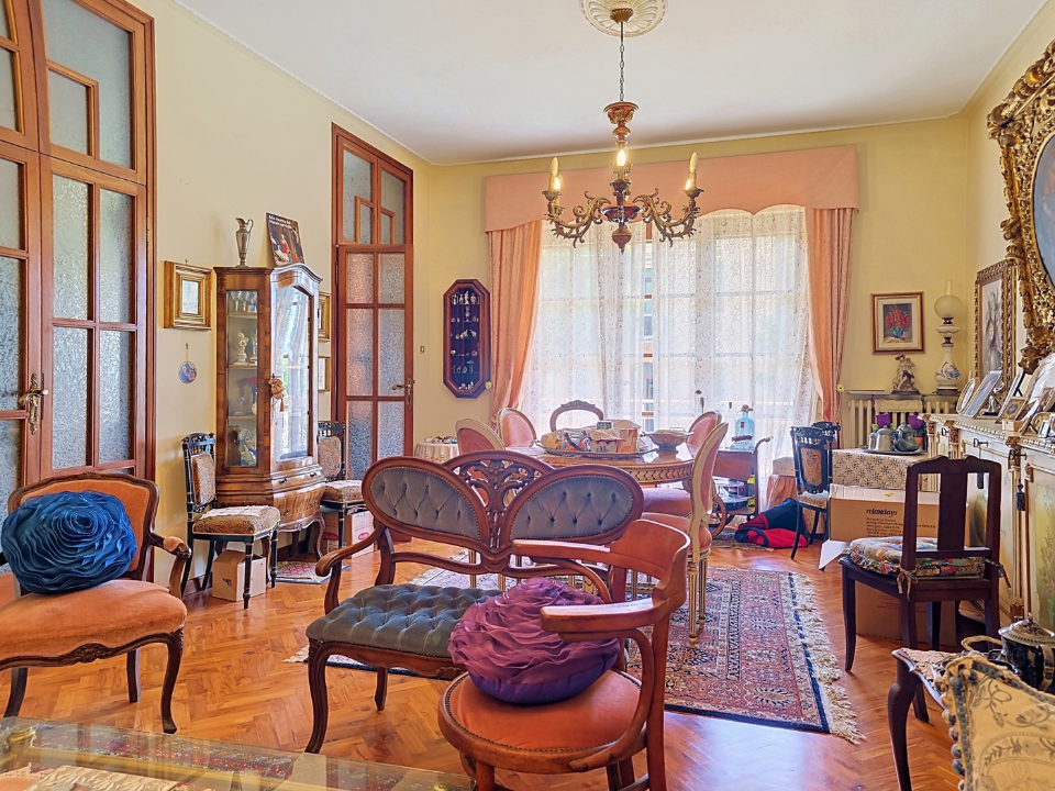 Villa - Image 3
