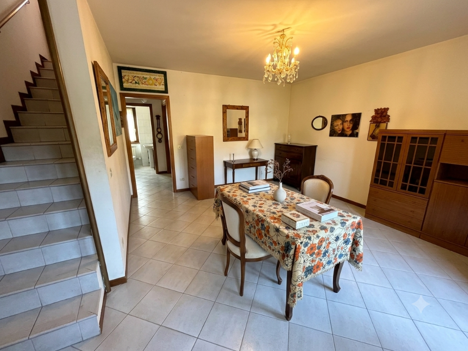 Villa - Image 4