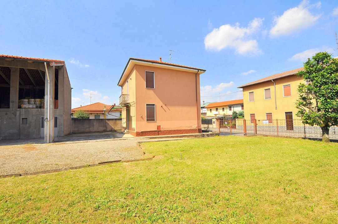 Villa - Image 29