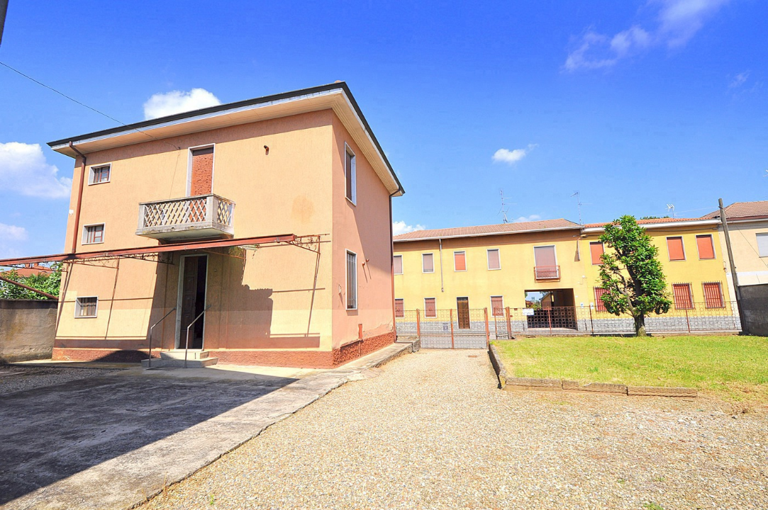 Villa - Image 4