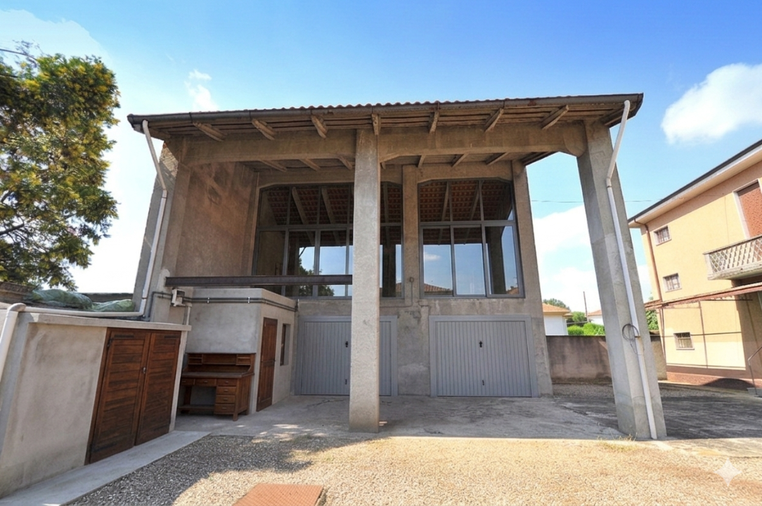 Villa - Image 14