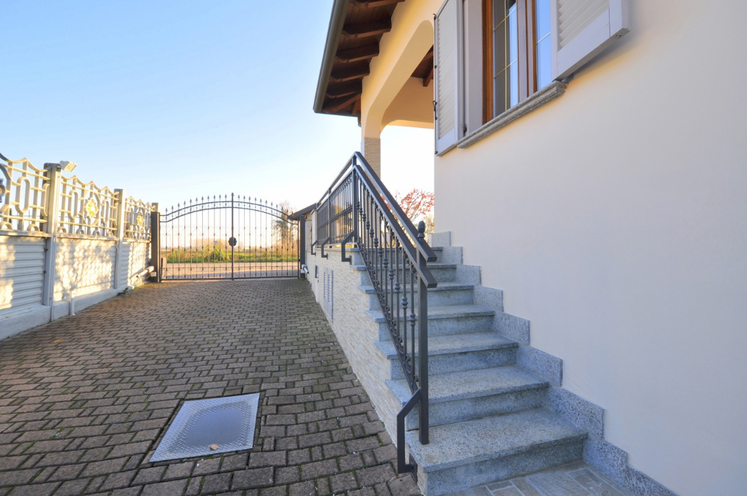 Villa - Image 18
