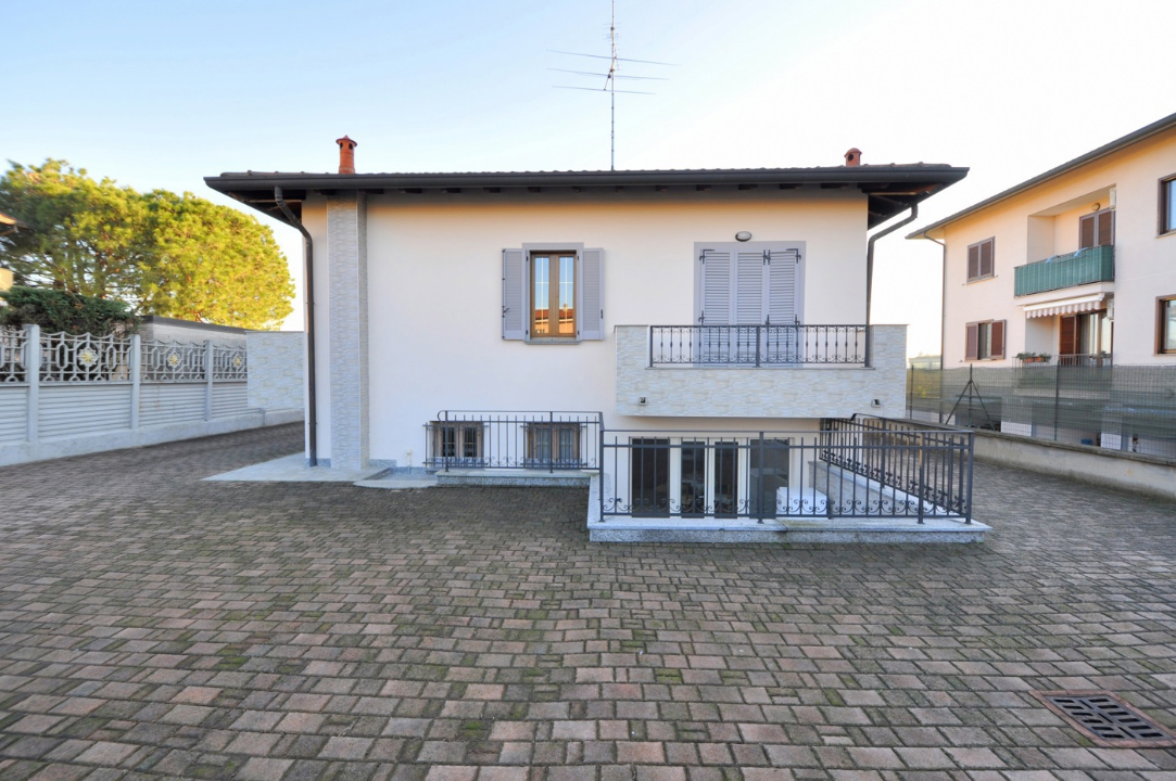 Villa - Image 16