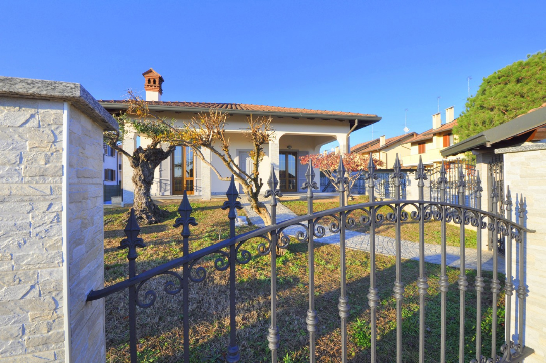 Villa - Image 6