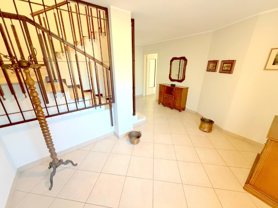 Villa - Image 7