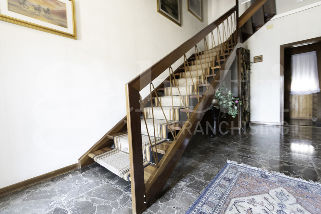 Villa - Image 14