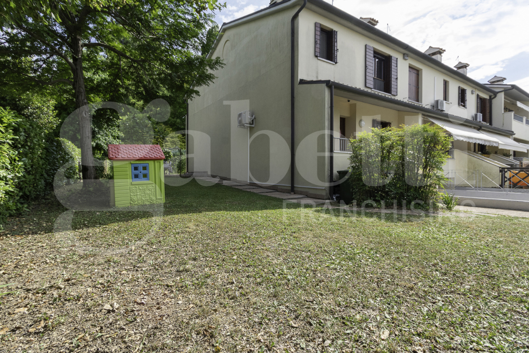 Villa - Image 21