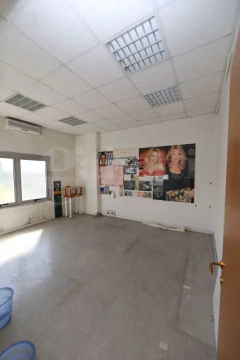 Capannone - Image 10