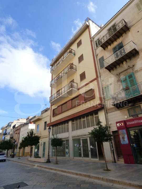 Edificio Direzionale - Image 23