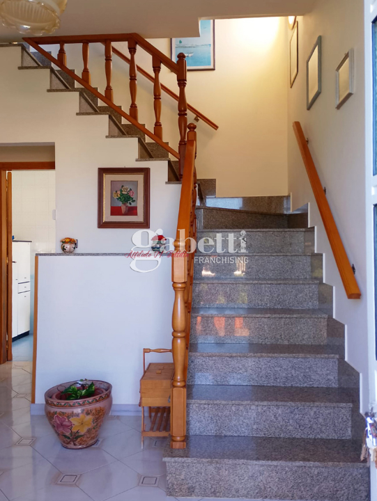 Villa - Image 3
