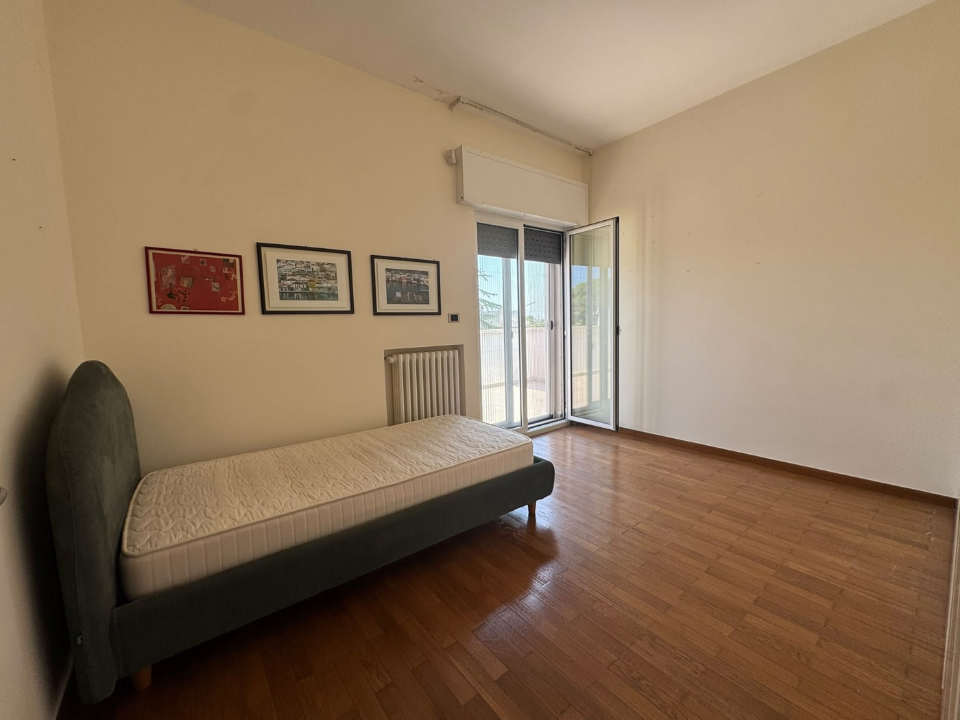 Villa - Image 33