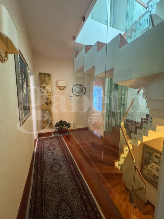 Villa - Image 24