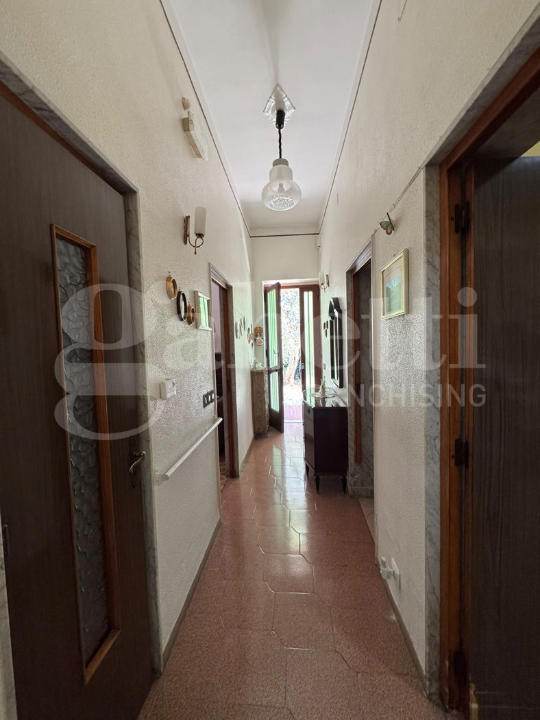 Villa - Image 9