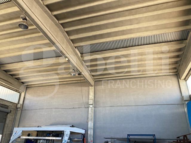 Capannone - Image 18