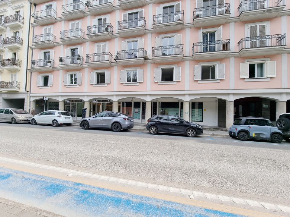 Negozio - Image 1
